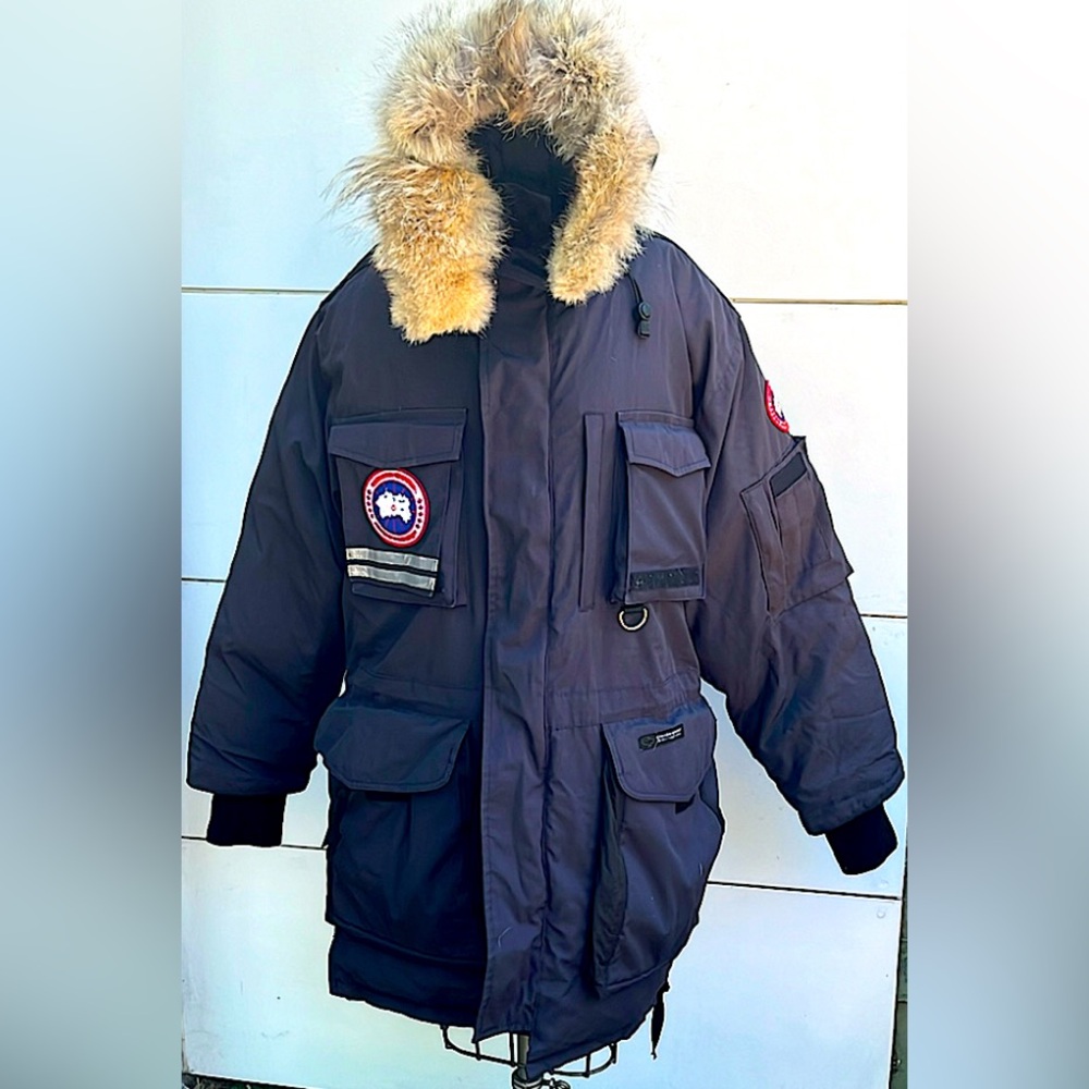 Genuine Man Canada Goose,Expedition Snow parka, style: 9501M. R